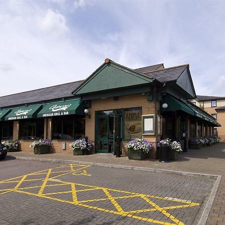 Premier Inn Bristol Filton Exteriör bild