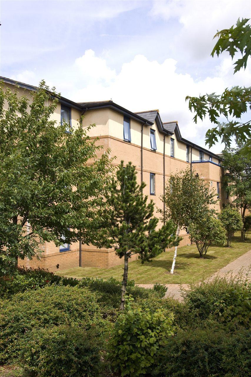 Premier Inn Bristol Filton Exteriör bild