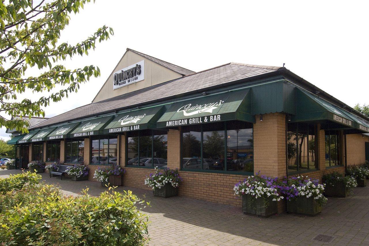 Premier Inn Bristol Filton Exteriör bild