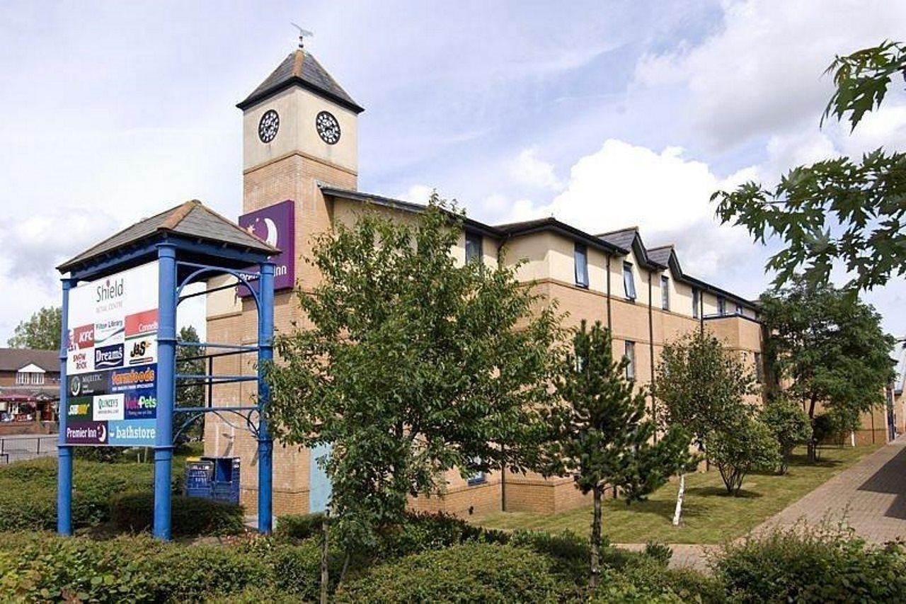 Premier Inn Bristol Filton Exteriör bild